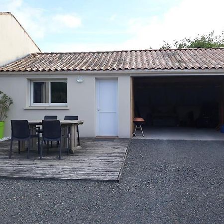 Maison De 4 Personnes Saint-Porchaire Экстерьер фото